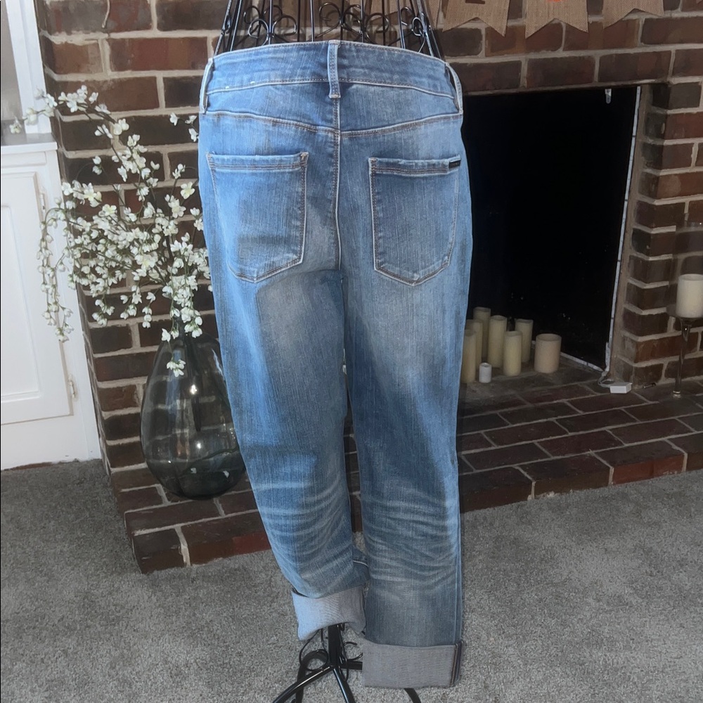 White House Black Market “The Slim” Distressed Boyfriend Jeans | Size 6/8 - Picture 5 of 11